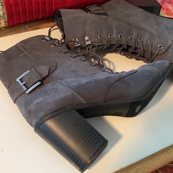 Gray lace up Report boot - Picture 4 of 10